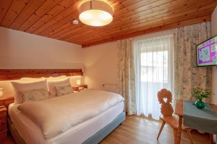 Ferienwohnung für 9 Personen, mit Balkon und Terrasse sowie Garten und Ausblick in Prutz - 4