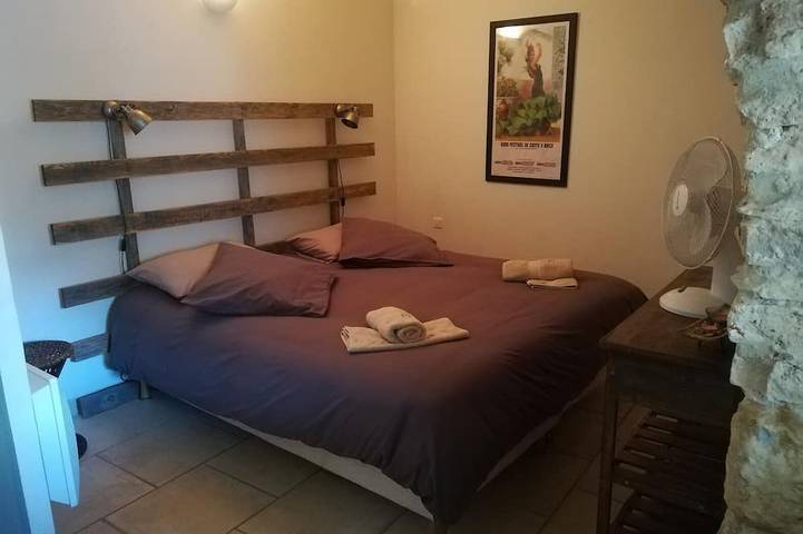 Location de vacances pour 4 personnes, avec jacuzzi ainsi que jardin et terrasse à Vézénobres - 2