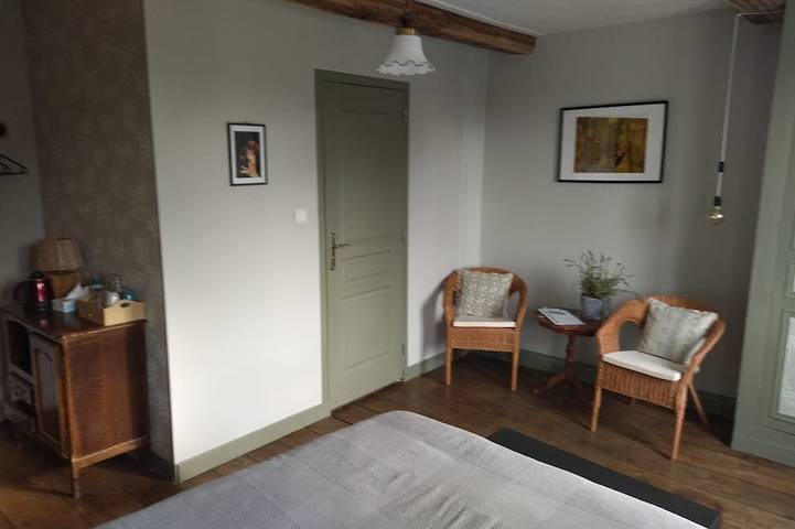 Location de vacances pour 2 personnes, avec jardin à Signy-l'Abbaye - 3