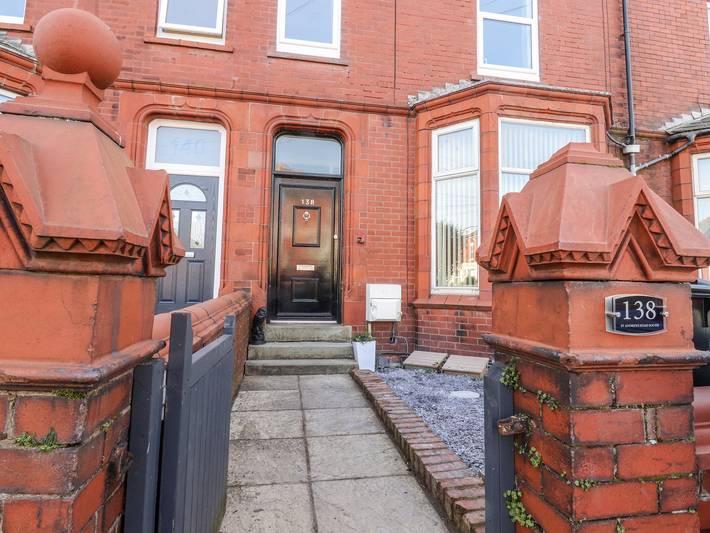 Apartment for 4 people, with pets in Lytham St Annes