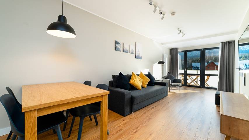 Ferienwohnung für 4 Personen, mit Balkon und Terrasse am Riesengebirge Polen
