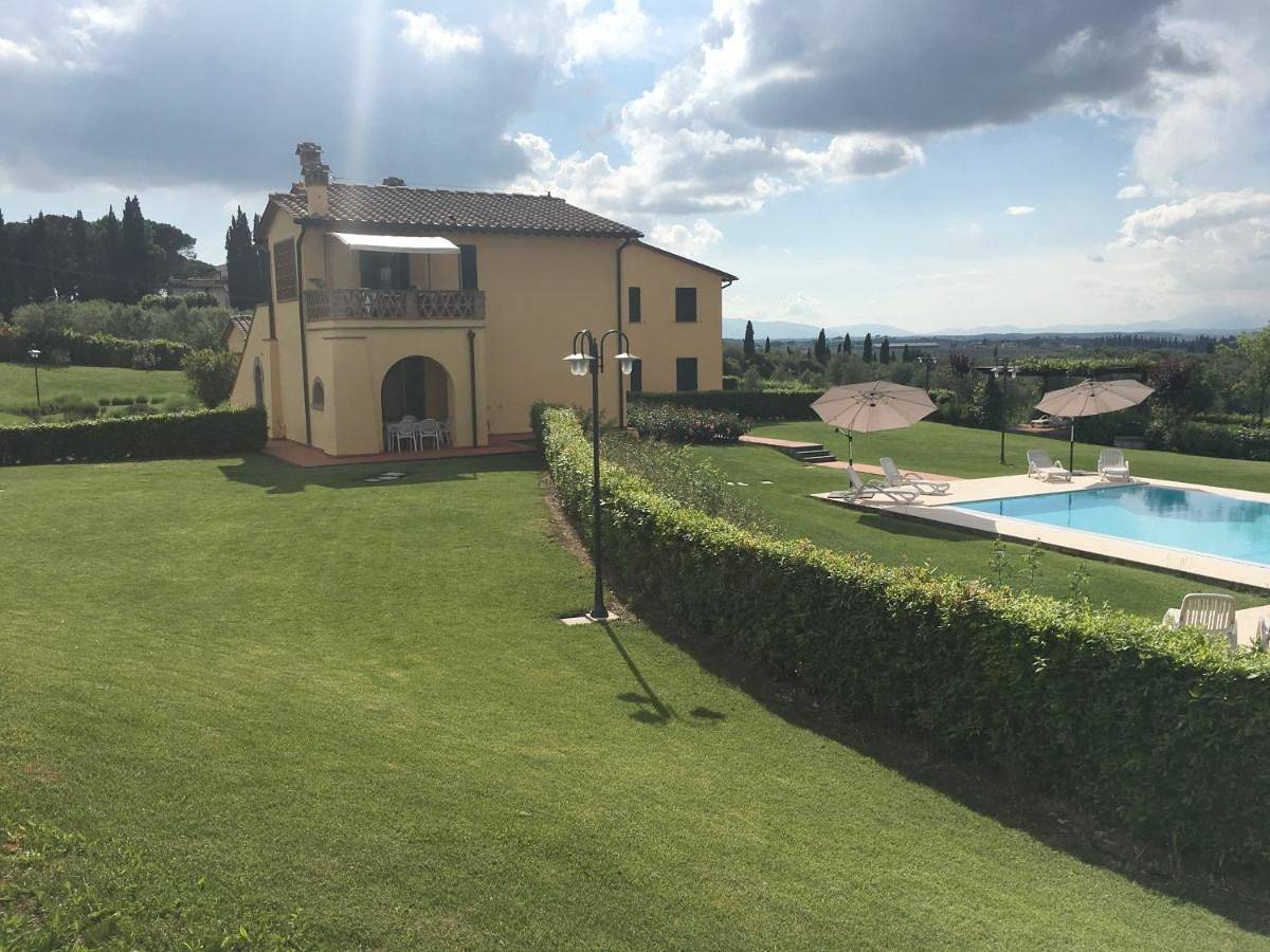 Two-Bedroom House in Cerreto Guidi, Firenze province