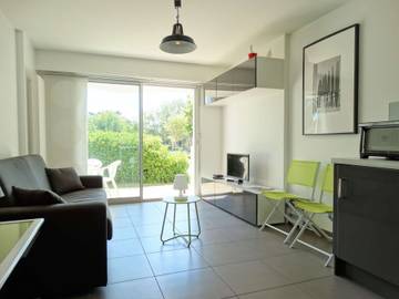 Gîte pour 2 personnes, avec terrasse dans La Grande plage (Saint-Gilles-Croix-de-Vie)