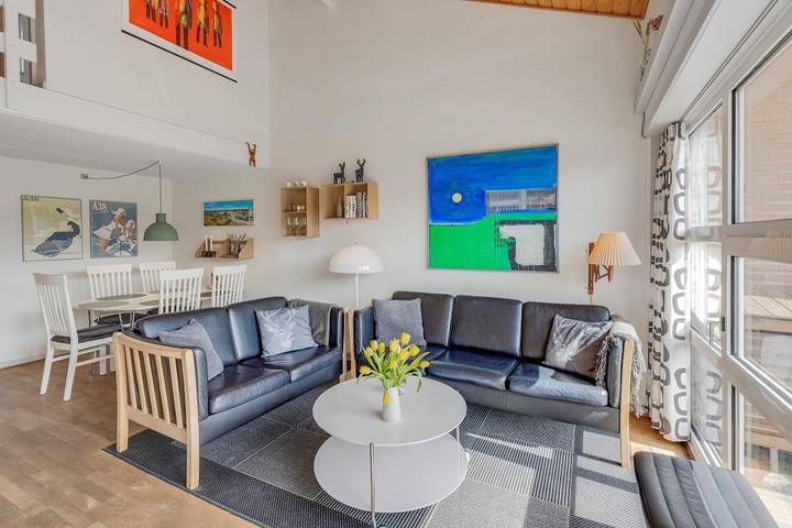 Ferienhaus mit Meerblick für 4 Personen, mit Balkon/Terrasse und Sauna sowie Terrasse und Pool in Vejers Strand - 3