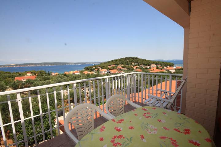 Ferieleilighet for 5 personer, med balkong / terrasse i Kali