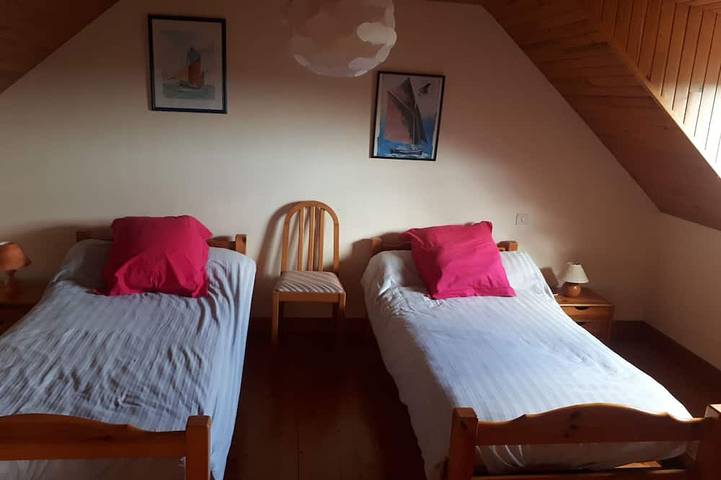 Location de vacances pour 5 personnes, avec jardin et terrasse à Saint-Ségal - 3
