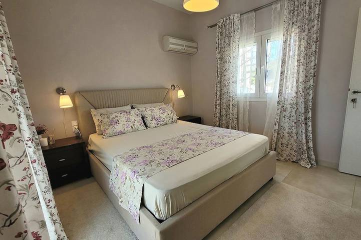 Location de vacances pour 3 personnes, avec balcon et jacuzzi dans Milatos Beach - 3