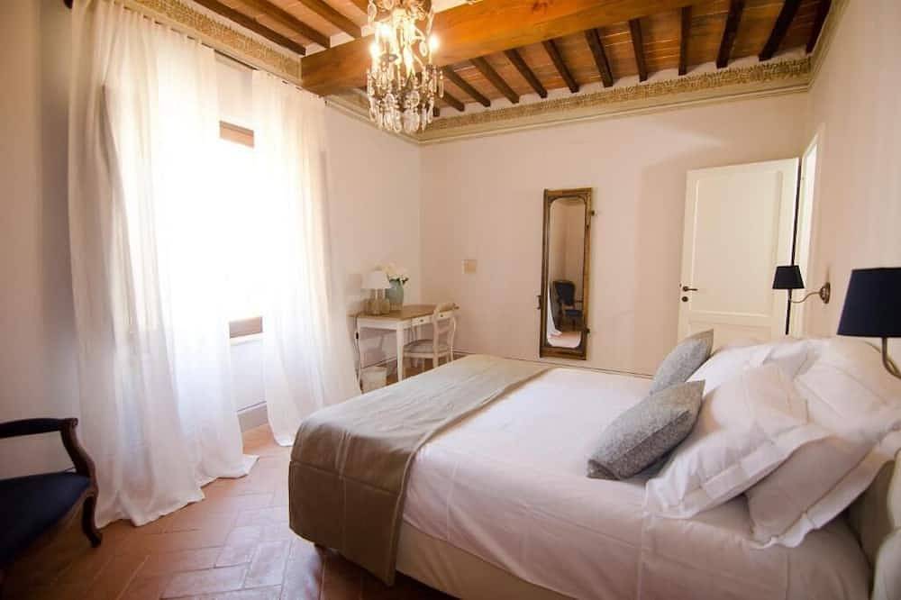 Appartamento intero, Ginepro elegante suite con possibilità di terzo letto in Montepulciano, Siena e dintorni