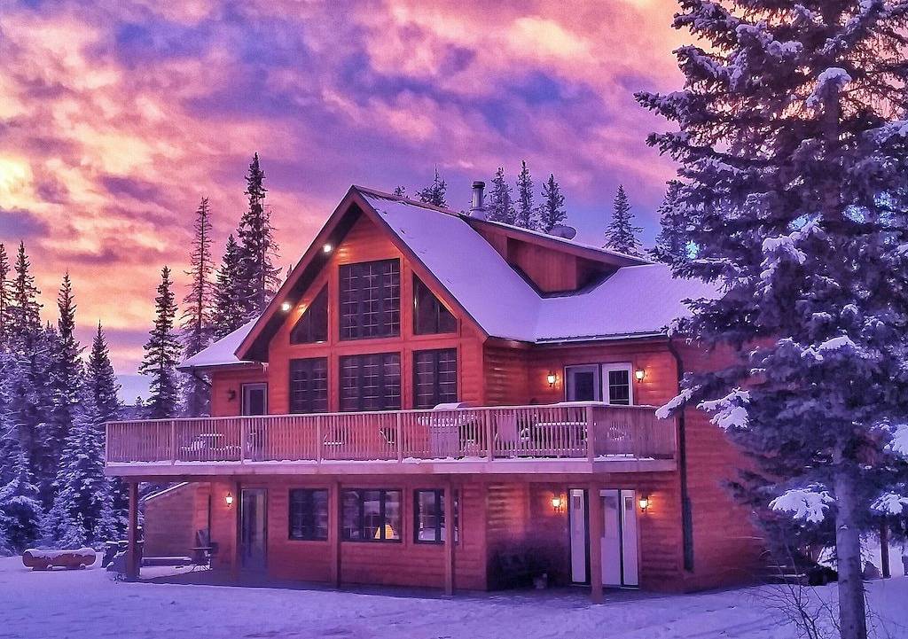 The Lodge at Coliseum Mountain Resort in Kanadische Rocky Mountains