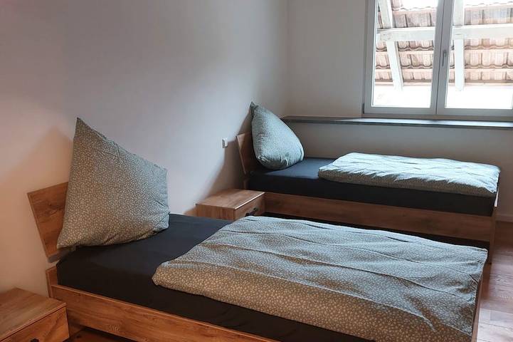 Ferienwohnung für 4 Personen, mit Terrasse und Garten in Schlier - 3