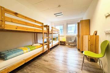 Bauernhof für 12 Personen in Berlin Niederschönhausen, Berlin, Bild 1