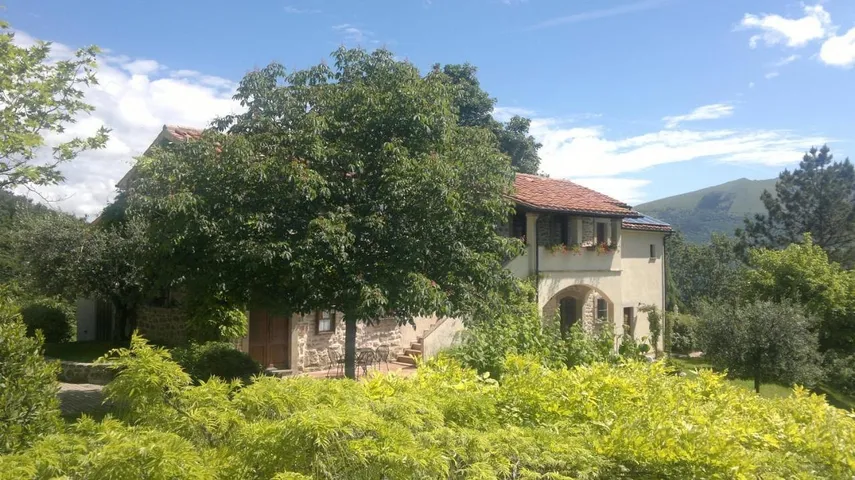 Casa de vacaciones para 4 personas, con jardín además de piscina y vistas, Se admiten mascotas - 1