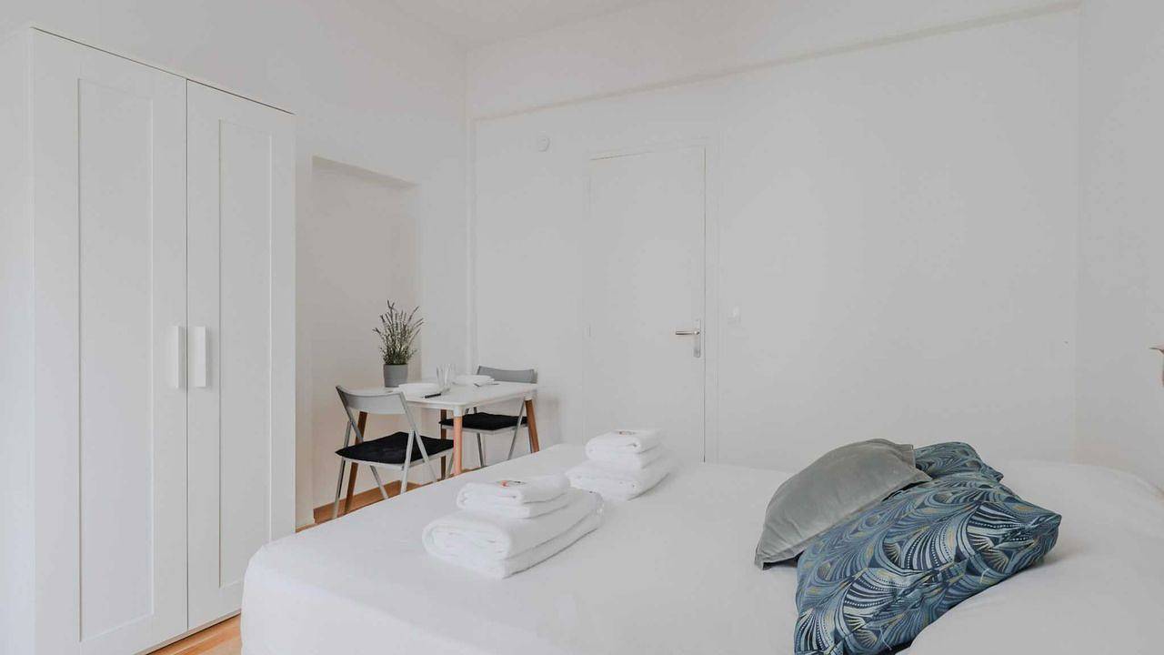 Ganze Ferienwohnung, Ferienwohnung für 2 Personen (19 m²) in Levallois-Perret in Levallois-Perret, Hauts-de-Seine