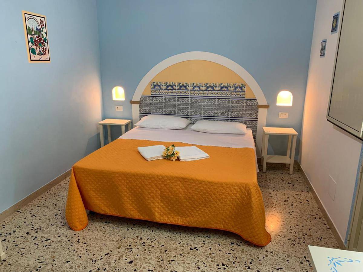 Bed & Breakfast Sole Azzurro in Custonaci, Provincia di Trapani