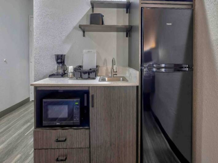 Apartamento entero, 1 cama tamaño queen | Nsmk, cocina in Little Rock, Arkansas