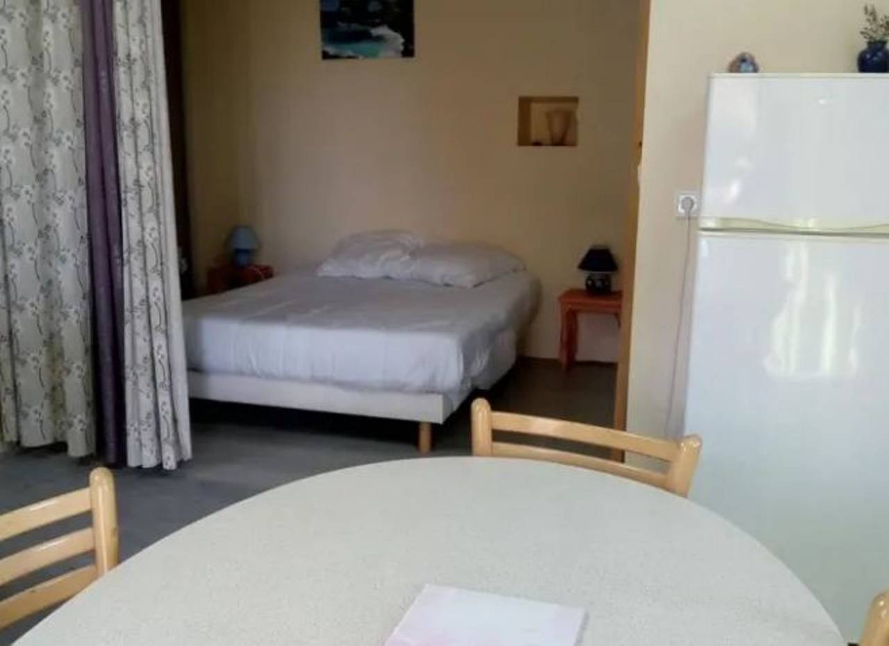 Ganzes Studio, Modernes Studio in Hirel mit geschlossenem Garten und Terrasse - 40m² in Hirel, Mont-Saint-Michel-Bucht