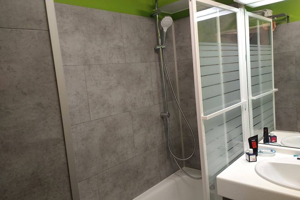 Appartement entier, Appartement F2 à Vauréal in Vauréal (Val-d'Oise), Val-d'Oise