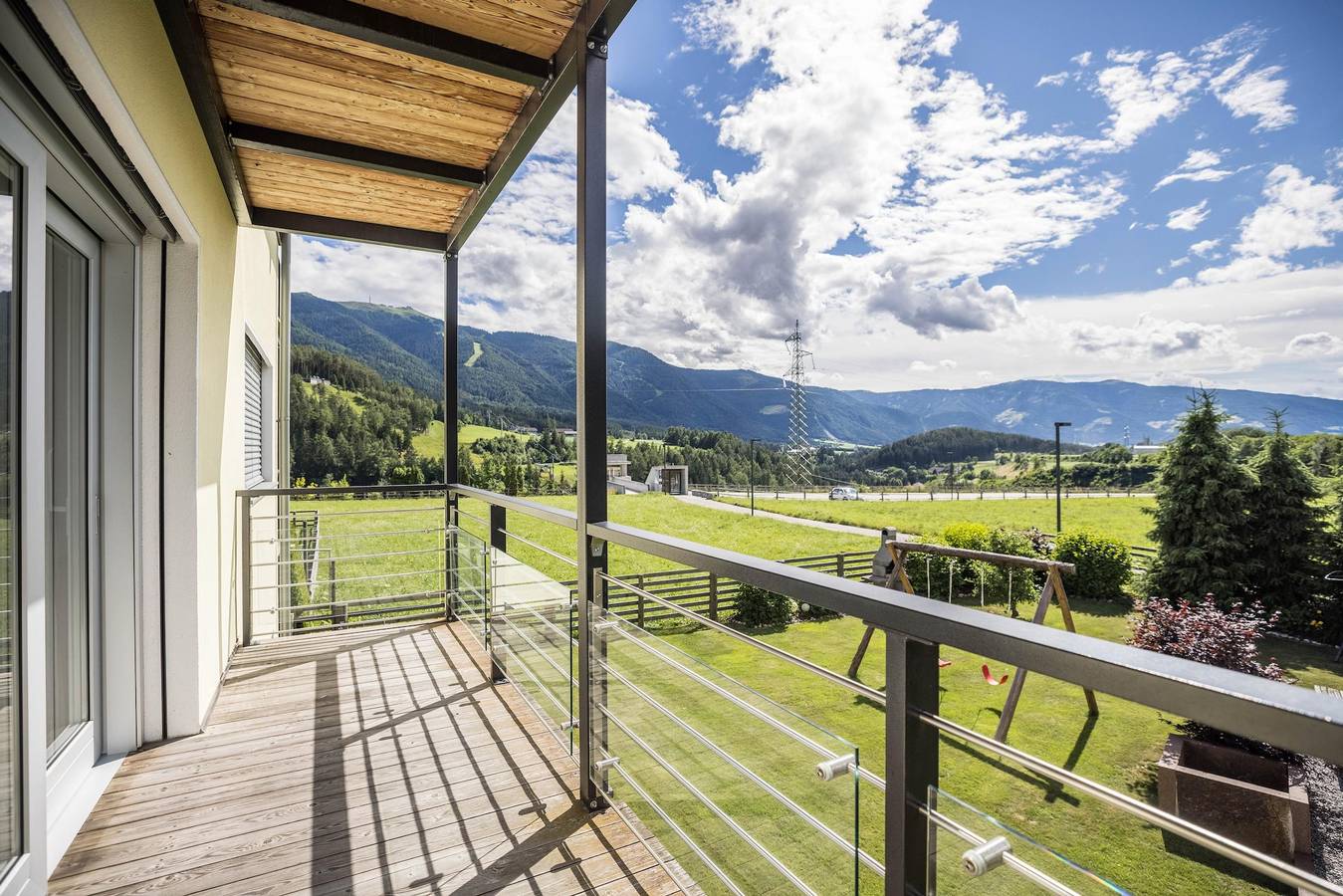 Ganze Wohnung, Ferienwohnung "Kronsun - Ruhe" mit Bergblick, Balkon & Garten in Percha, Kronplatz