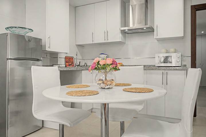 Entire apartment, Apartment 'Maria Jose' with Mountain View and Wi-Fi in Surroundings of Sierra Nevada, Monachil