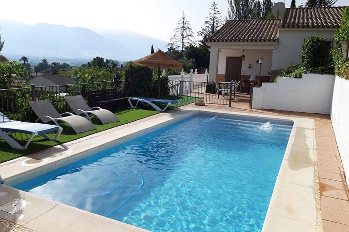 Casa rural para 4 personas, con jardín y terraza en Valle de Lecrín