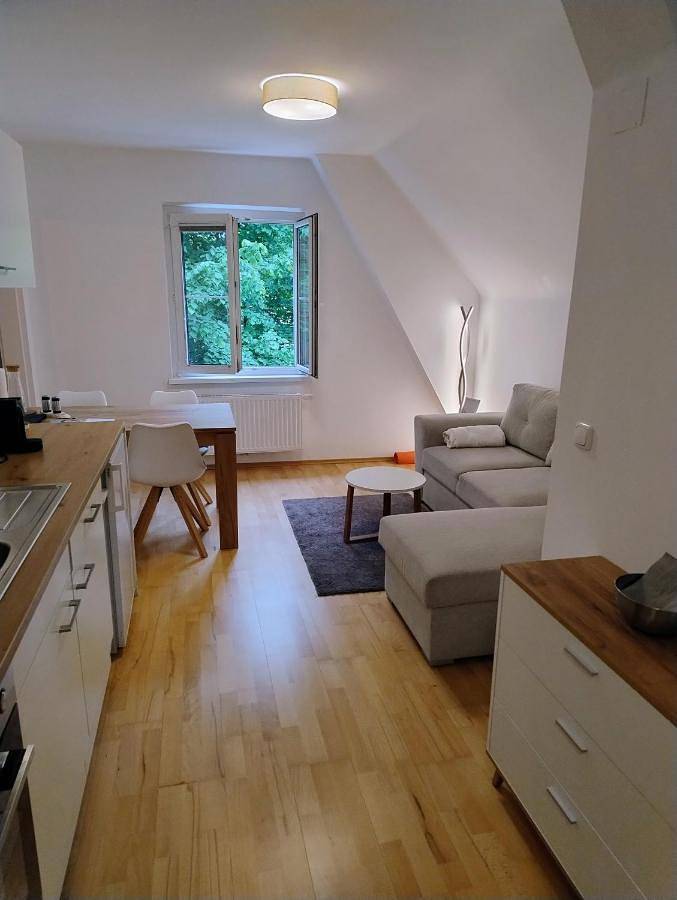 Ferienwohnung für 4 Personen, mit Ausblick und Garten