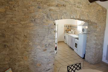 Gîte for 4 People in Châteauneuf-Val-Saint-Donat, Provence, Photo 3