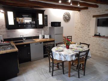 Gîte pour 5 personnes, avec terrasse et piscine dans le Loir-et-Cher