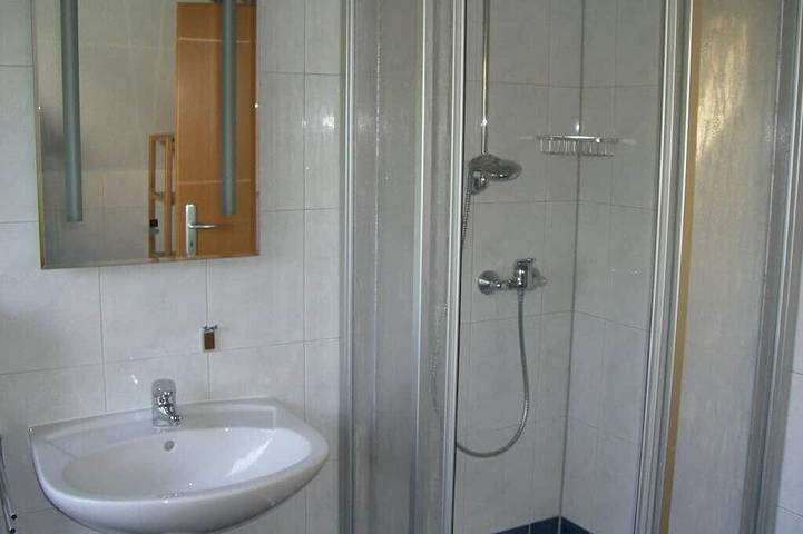 Ferienhaus für 6 Personen, mit Terrasse und Garten sowie Sauna in Dresden - 3