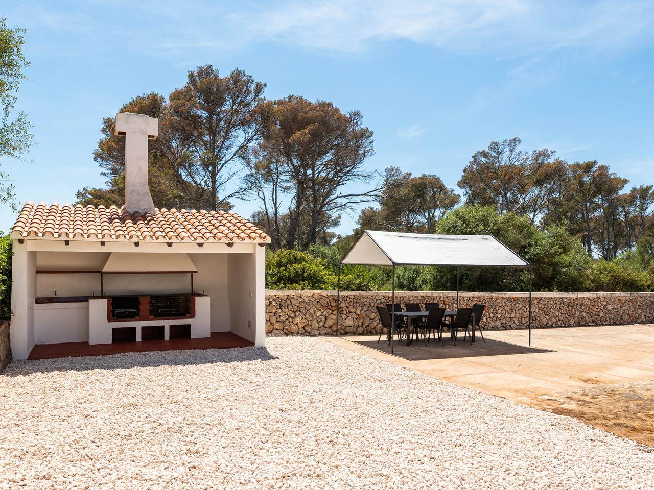Villa familiale à Cala Blanca avec piscine privée et climatisation in Cala Blanca, Ciutadella
