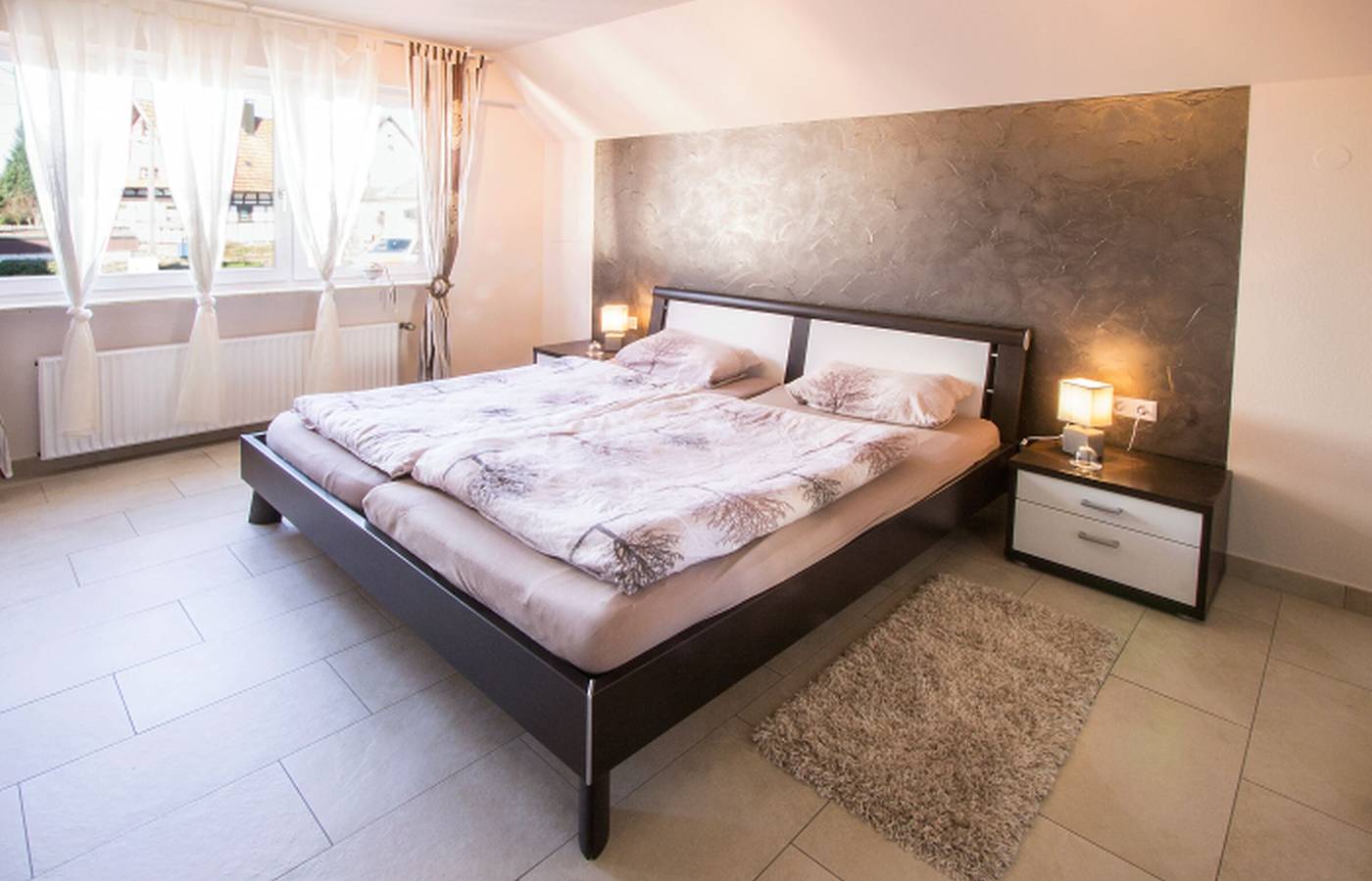 Ganze Wohnung, Apartment „Hornisgrindeblick“ mit Bergblick, Balkon und Wlan in Renchen, Mittlerer Schwarzwald