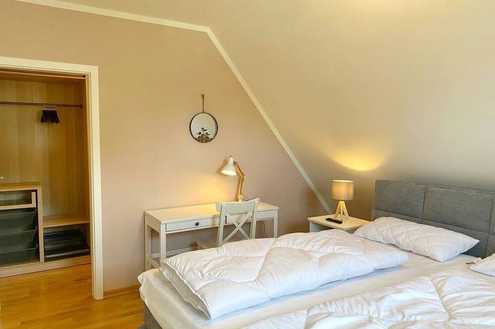 Ferienhaus für 6 Personen, mit Terrasse und Garten in Lohme - 3