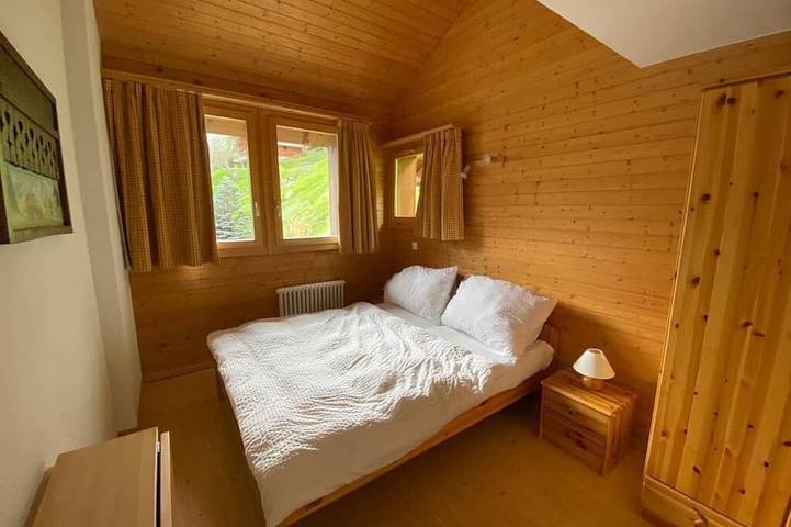 Appartement entier, 4 pièces-duplex très confortable pour 6 personnes : Living - cuisine avec lave-vaisselle, micro onde in Grimentz, Anniviers