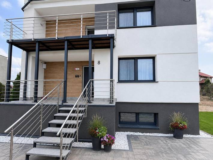 Ferienwohnung für 12 Personen, mit Balkon und Terrasse sowie Garten und Ausblick