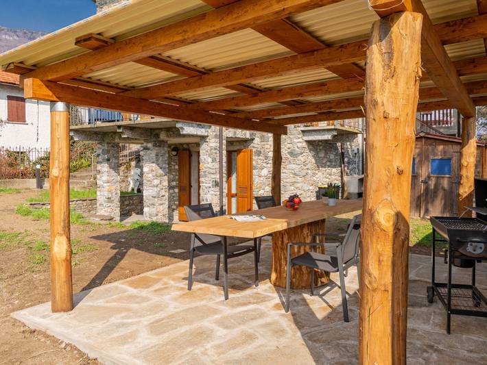 Location de vacances pour 5 personnes, avec jardin à Gravedona - 2