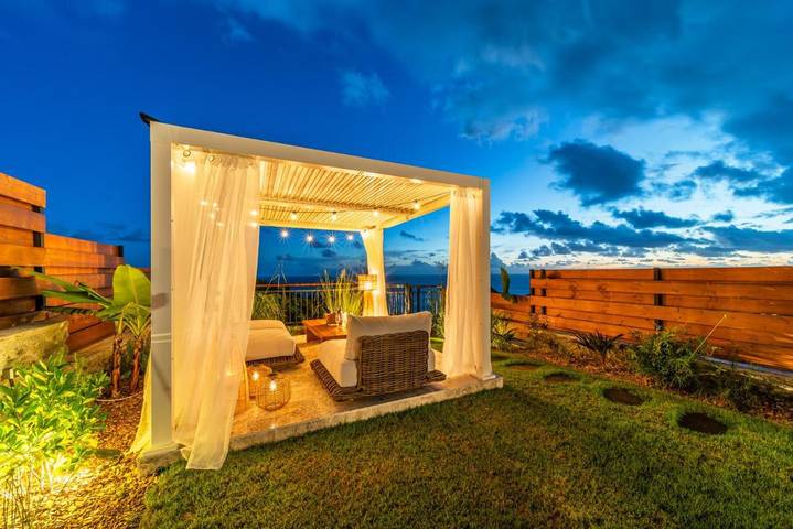 Location de vacances pour 8 personnes, avec jardin ainsi que piscine et jacuzzi à Petite-Île - 4