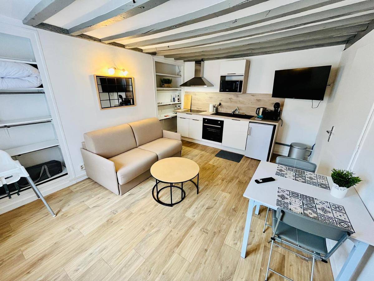 Appartement entier, Le Louis Xii - Studio entre Loire et Château Royal - Manoir de la Concorde in Amboise, Région de Tours