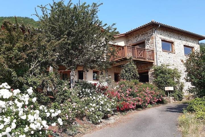 Location de vacances pour 2 personnes, animaux acceptés à Saint-Romain-de-Popey