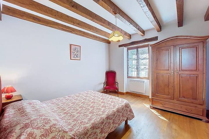 Location de vacances pour 7 personnes, avec terrasse et piscine à Saint-Chamarand - 3