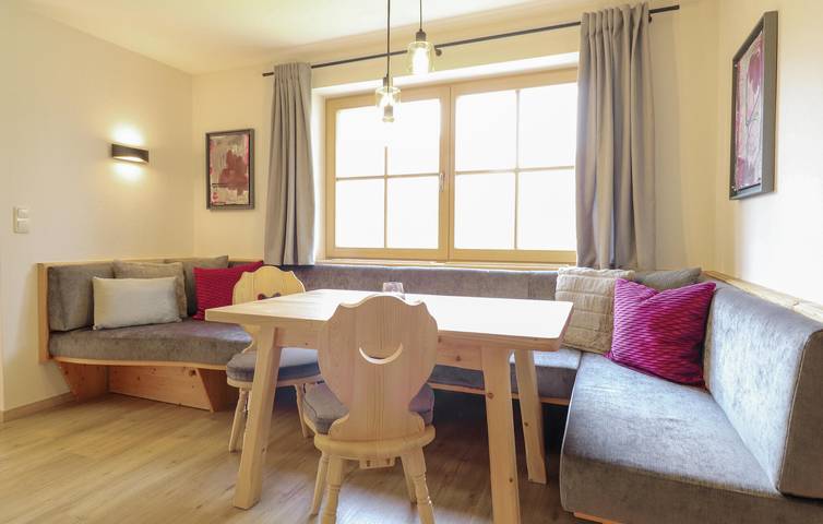 Hütte für 4 Personen, mit Terrasse in Brixen im Thale - 3