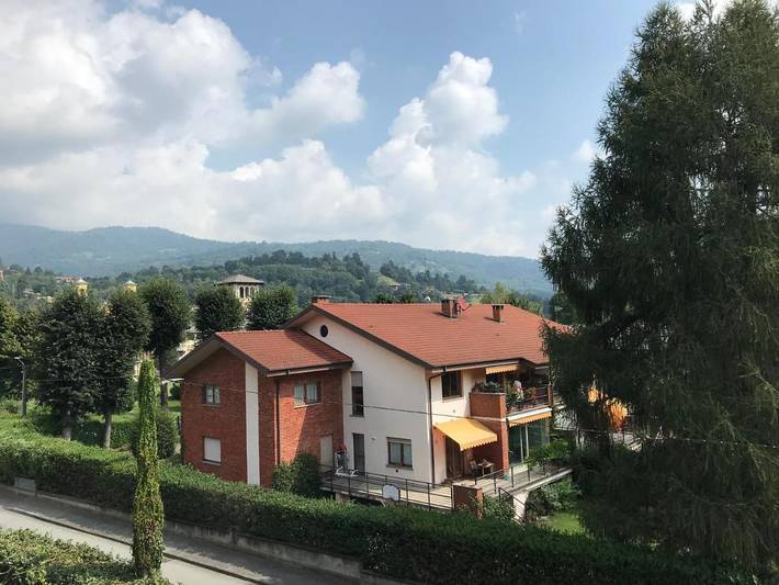Gîte pour 2 personnes, avec terrasse et vue à Torre Pellice