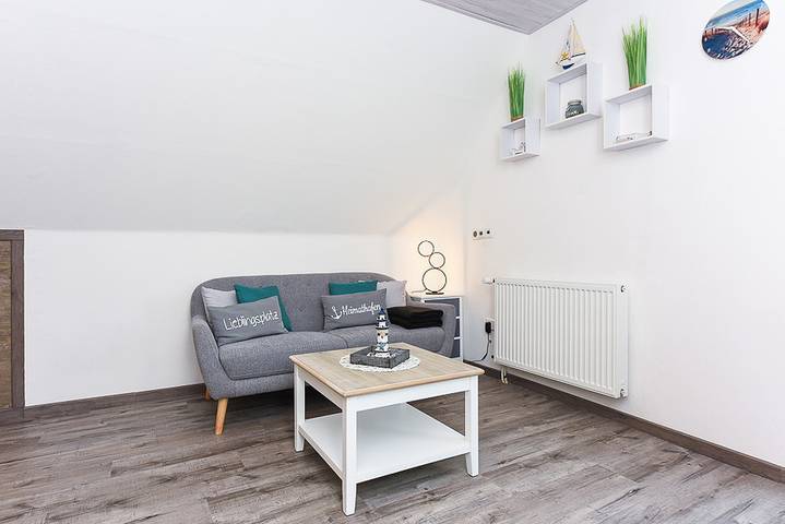 Ferienwohnung für 3 Personen, mit Balkon in Neuharlingersiel