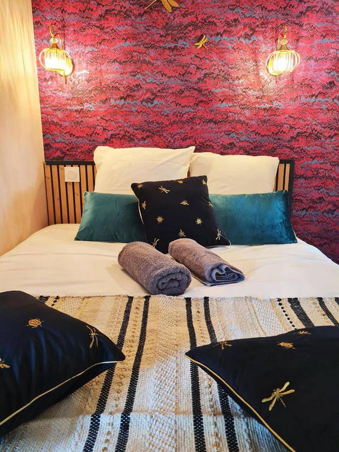 Gîte pour 4 personnes, avec vue et terrasse, animaux acceptés à Dole - 3