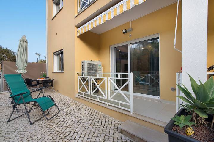 Ganze Wohnung, Apartment in the Old Town mit Gemeinschaftspool, Garten und Wlan in Albufeira e Olhos de Água, Faro Distrikt