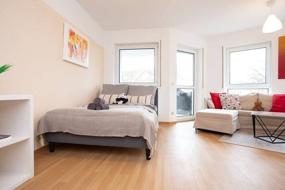 Entire apartment, Fullhouse | Dessau | K36 Kornhaus Classic in Dessau, Dessau-Wörlitz Gartenreich