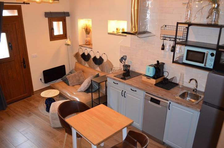 Apartamento de vacaciones para 2 personas, con jacuzzi y balcón en Provincia de Guadalajara - 4