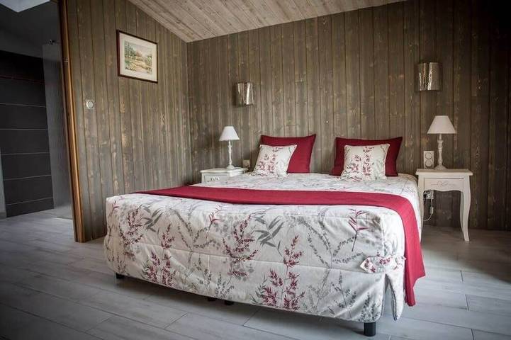 Location de vacances pour 6 personnes, avec terrasse et jardin à Jouy-le-Potier - 3