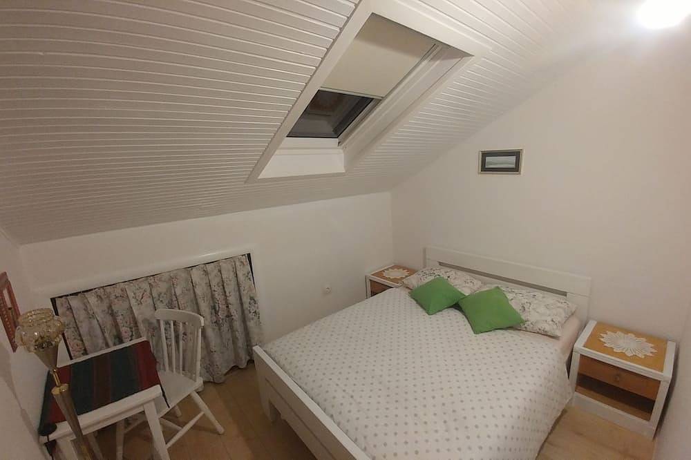 Ganze Wohnung, 2-Zimmer-Ferienwohnung mit Balkon und Meerblick Plat, Dubrovnik in Plat, Dubrovnik-Neretva