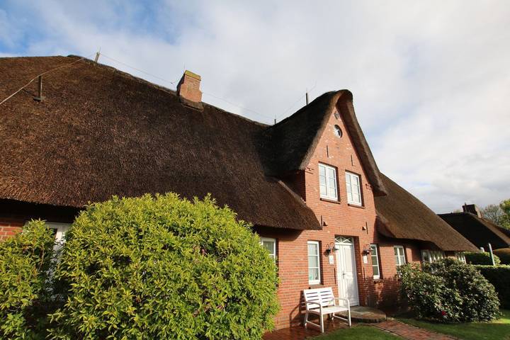 Ganze Wohnung, Ferienwohnung in Wrixum, mit 3- Zimmern auf 60m² im Reetdachhaus in Nordfriesische Inseln (Schleswig-Holstein) (Schleswig-Holstein), Wrixum