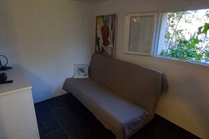 Gîte pour 2 personnes, avec jardin à Afa - 2