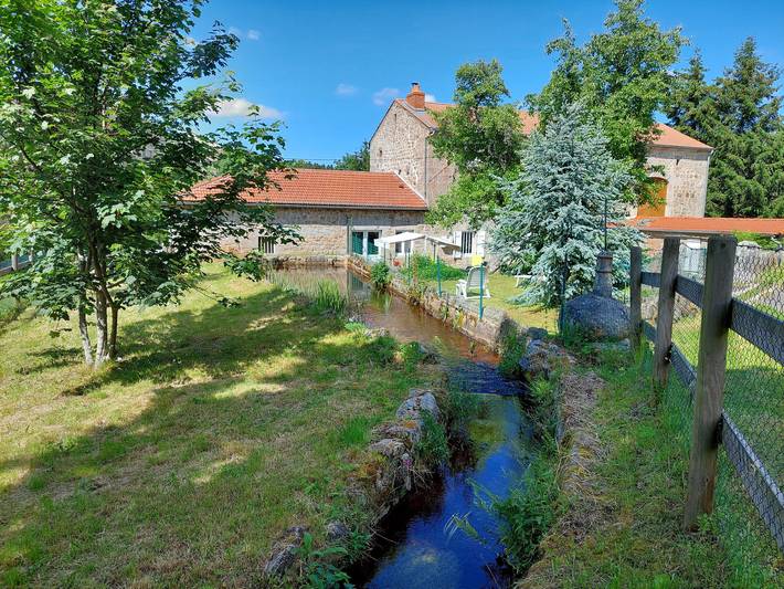 Gîte pour 8 personnes, avec jardin et terrasse - 1